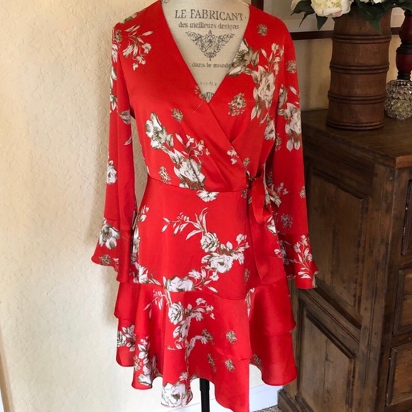 Bar III Dresses & Skirts - ⭐️CLEARANCE⭐️ BAR III🌺 gorgeous